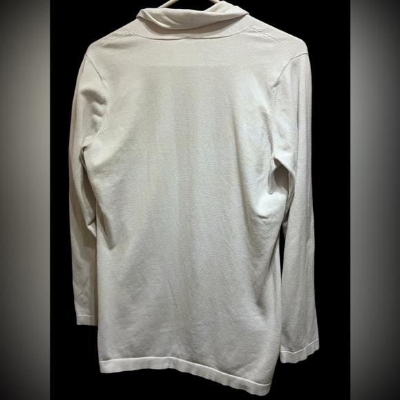 J McLaughlin Long White Cardigan Sweater With Sleeve Stain - Picture 2 of 5